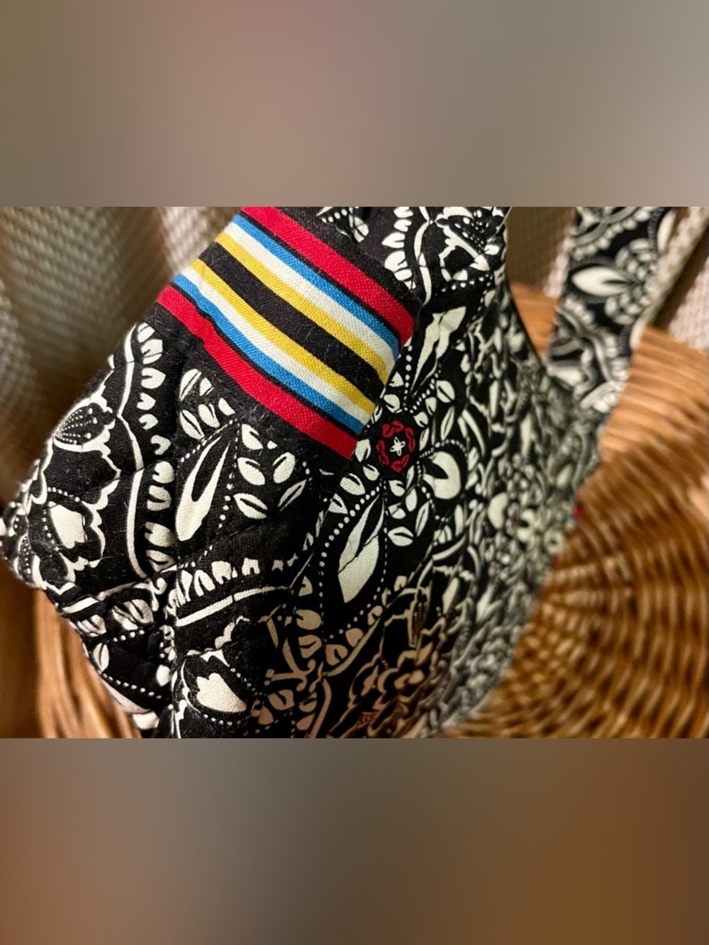 Vera Bradley Shoulder Bag,  "Barcelona" Pattern - Picture 3 of 6